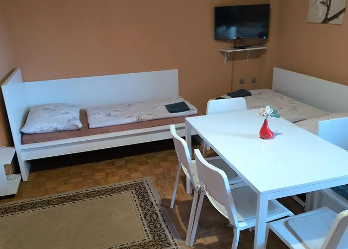 Angelika Guest house